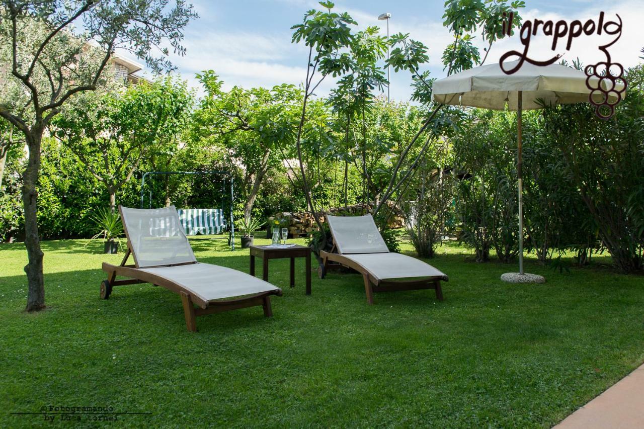 B&B Il Grappolo Foresteria Lombarda Sirmione Exterior photo